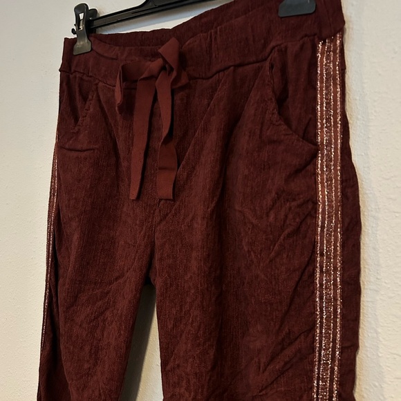 Made in Italy Burgundy Drawstring Jogger Pants - Picture 2 of 6